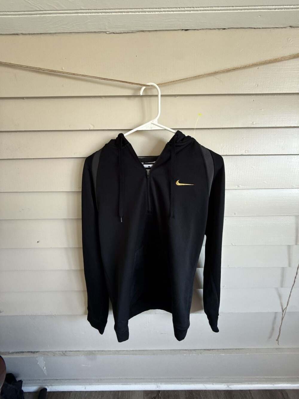 Nike Therma-Fit Quarter Zip Hoodie Size L Black Gold